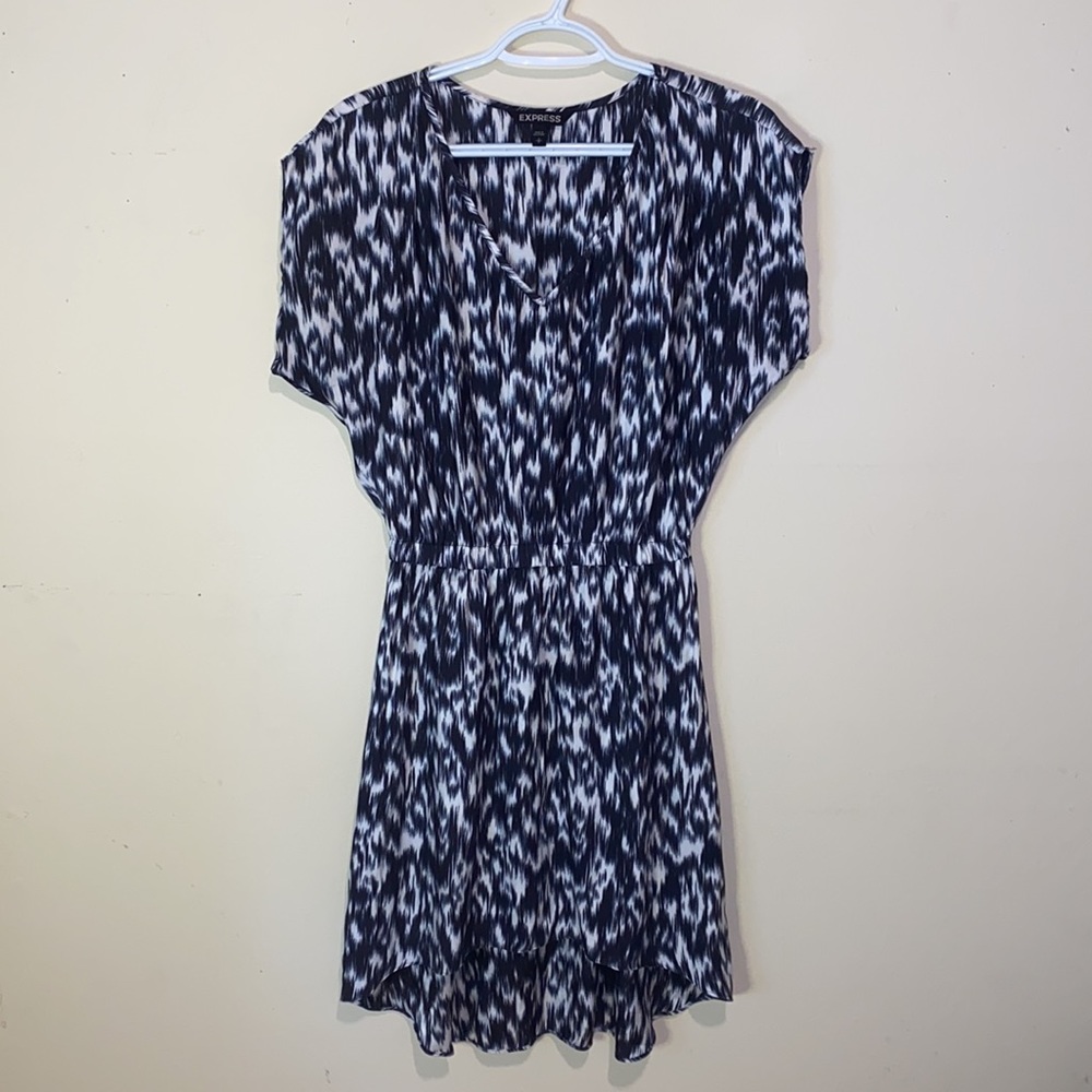 3/$15 SALE Express Dress